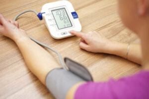 monitoring-blood-pressure-at-home